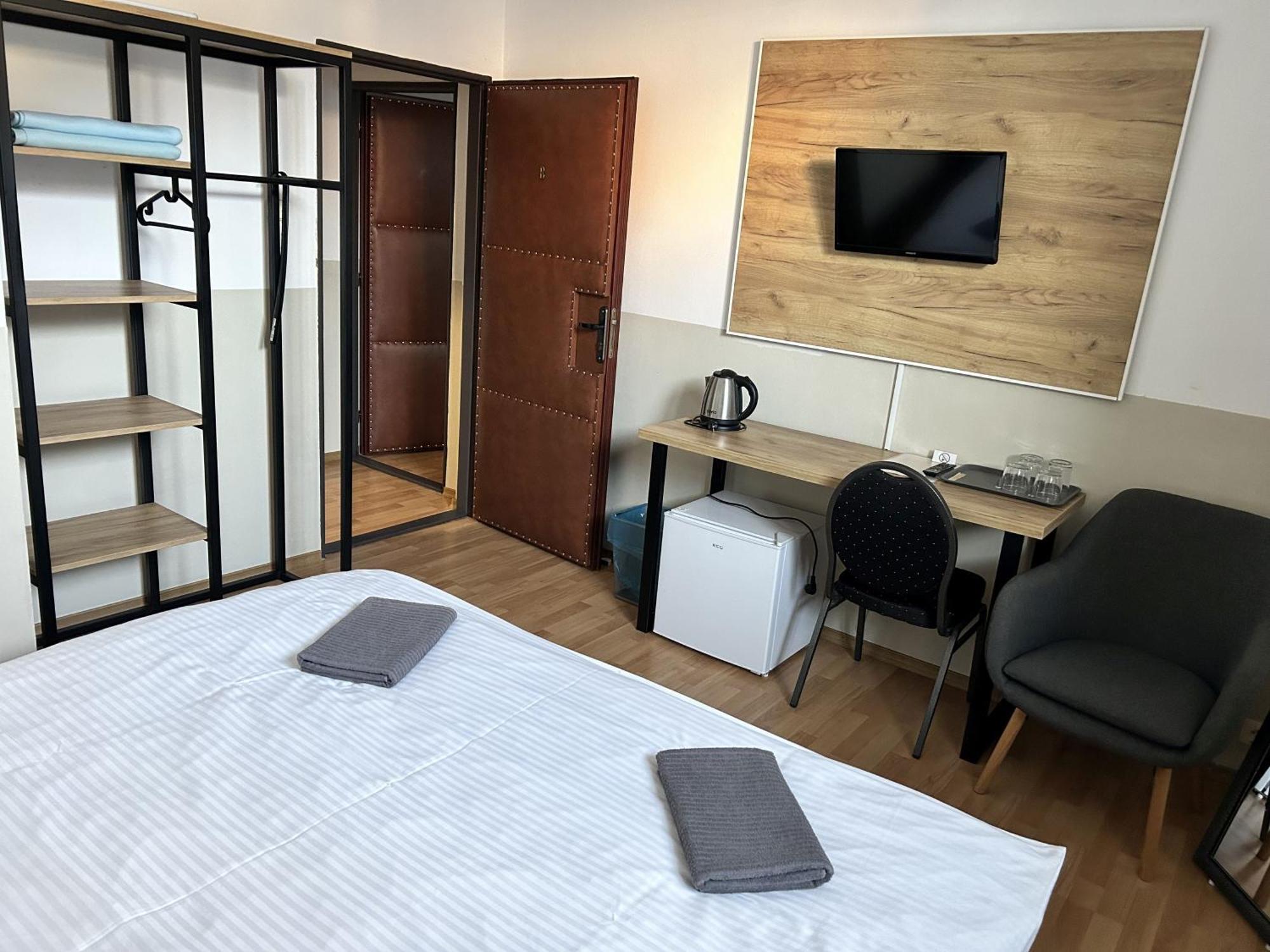 Mado I Guest house
